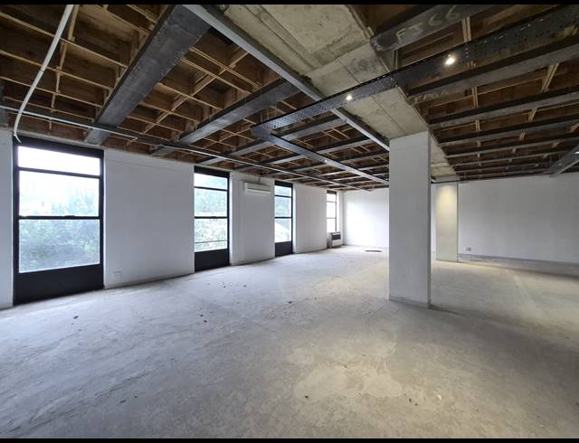 157M² OFFICE TO LET IN CRAIGHALL